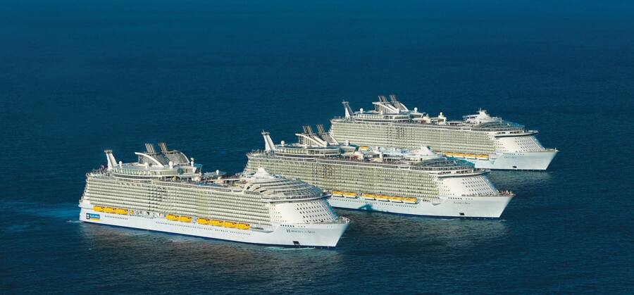 Keeping passengers and cruise crew on the go: KONE’s maintenance teams are working at all three Oasis-class cruise ship vessels Harmony of the Seas, Oasis of the Seas, Allure of the Seas.